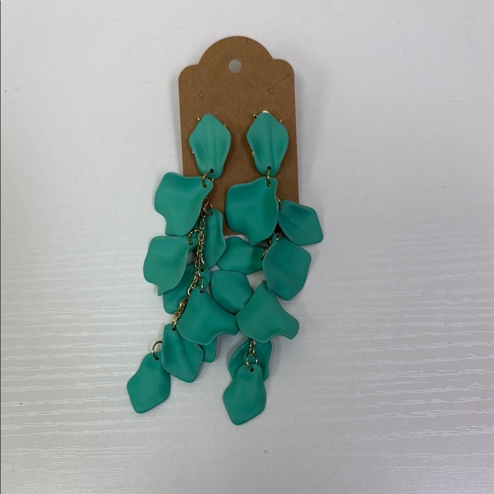 NEW Elegant Aqua Leaf Drop Earrings